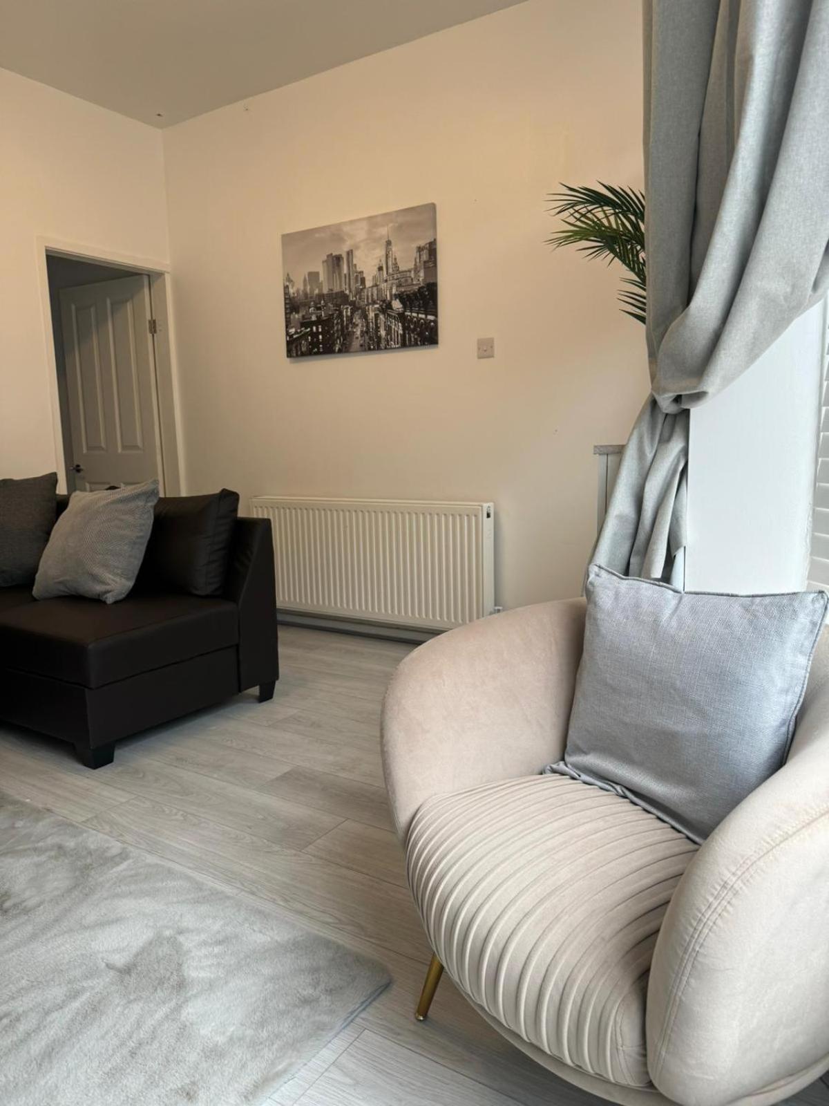 Dmk Haven Apartment Manchester Bagian luar foto